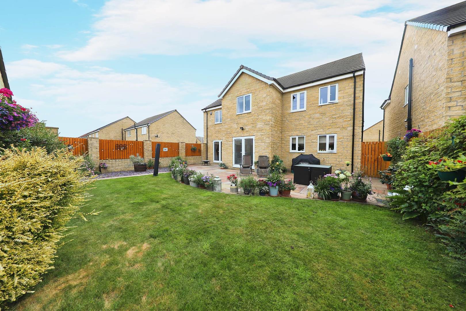 Property & Houses for Sale & Let in Hull Symonds & Greenham